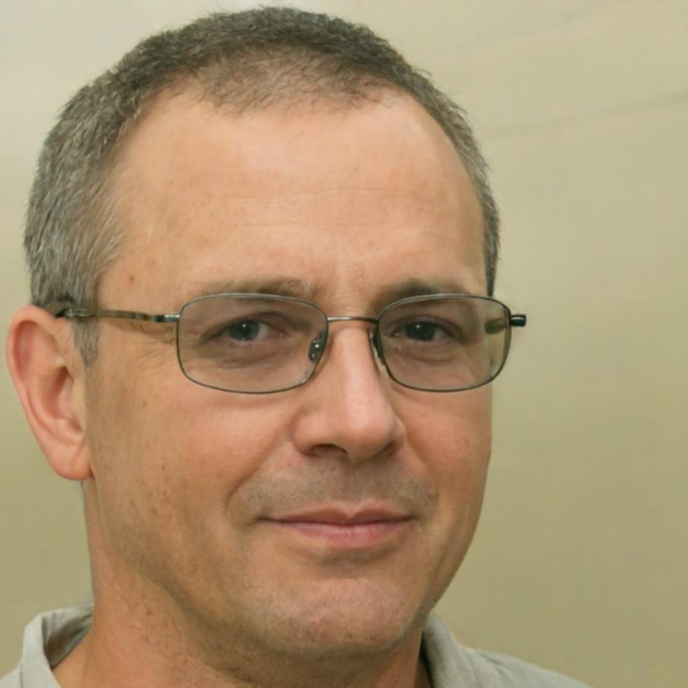 Портрет викладача Михайла Коваля